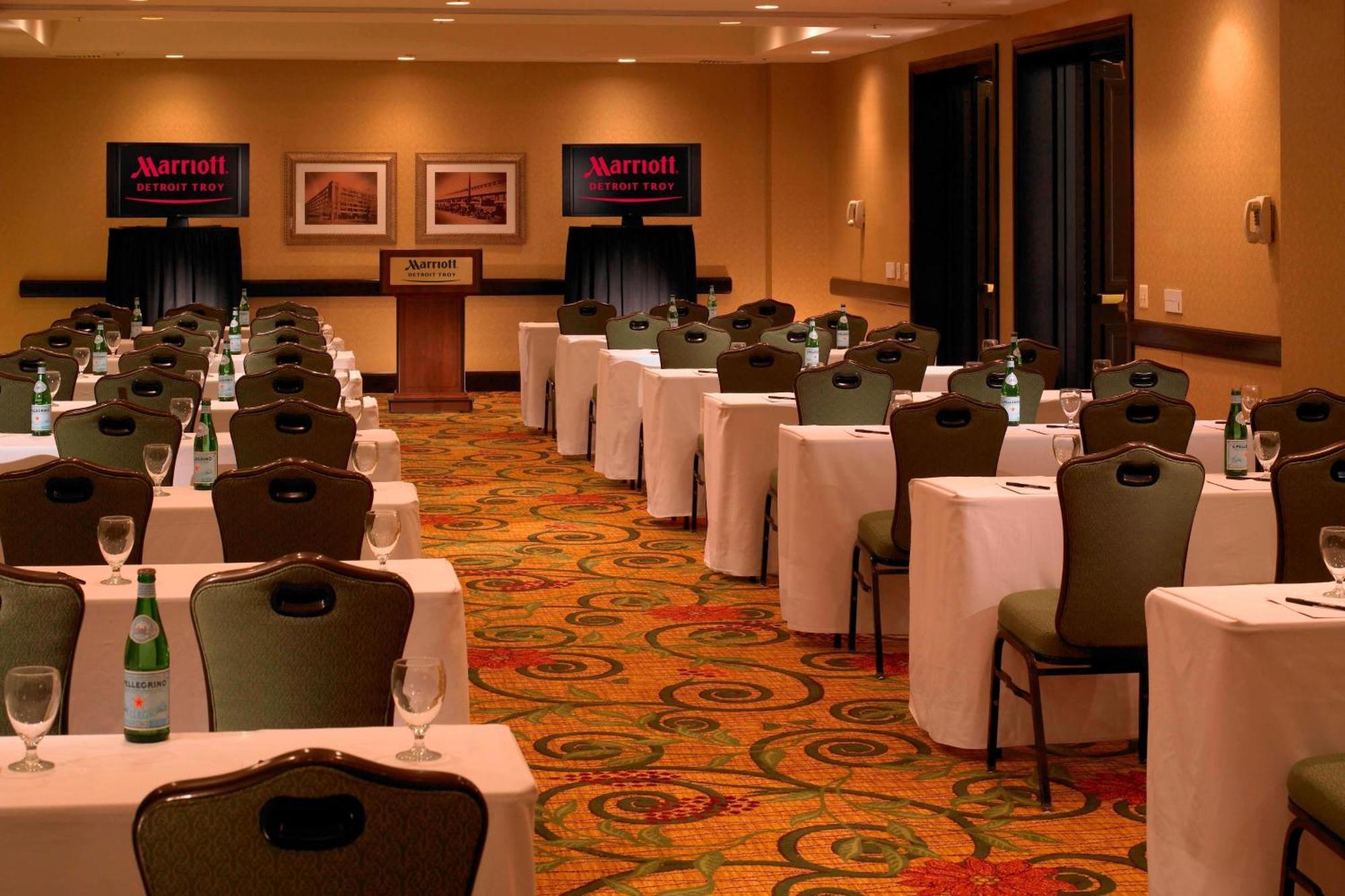 Hotel Detroit Marriott Troy Esterno foto